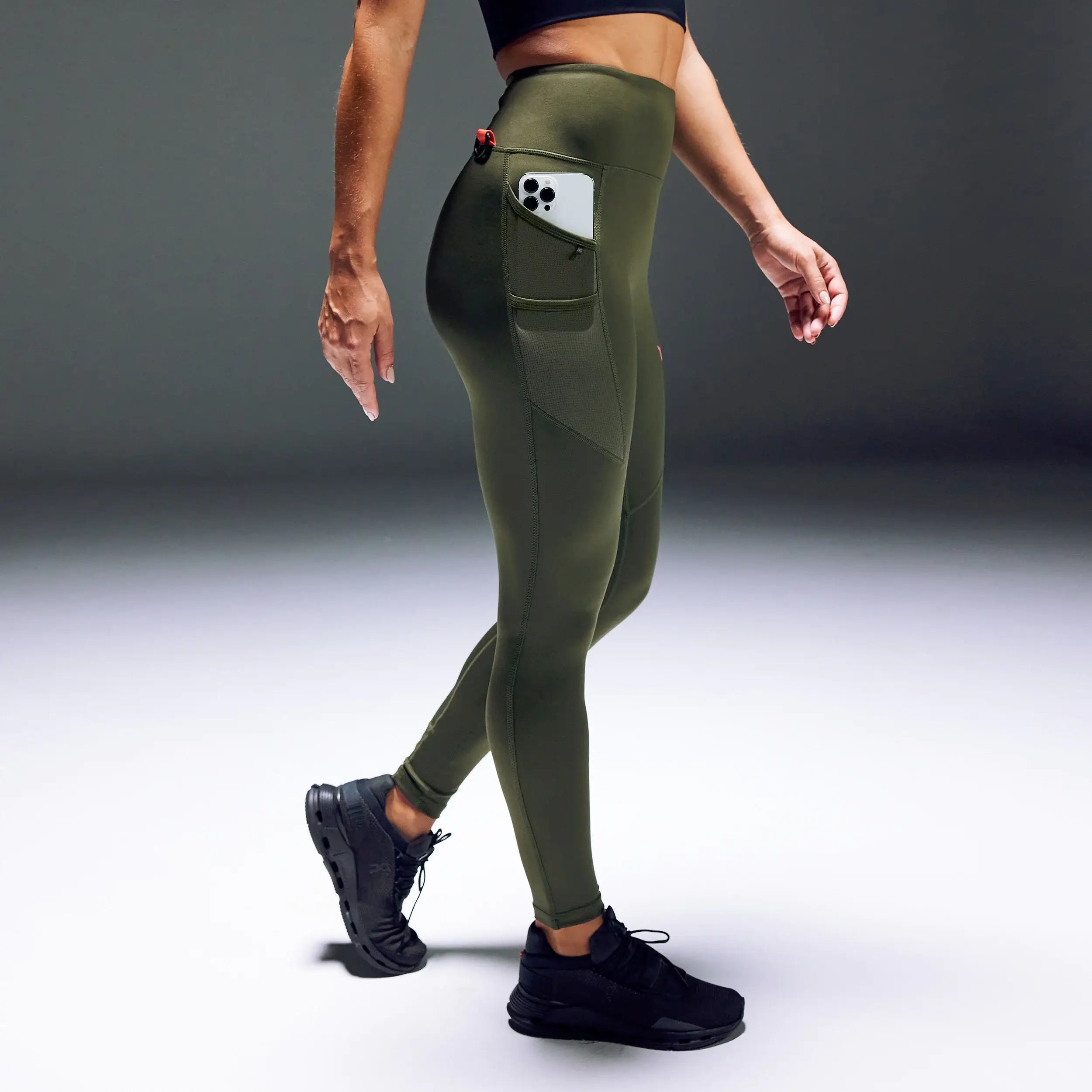 Yoga - specific women leggings with moisture - wicking fabricLAB360° Utility Leggings 27" AW23 - Climbing Ivy