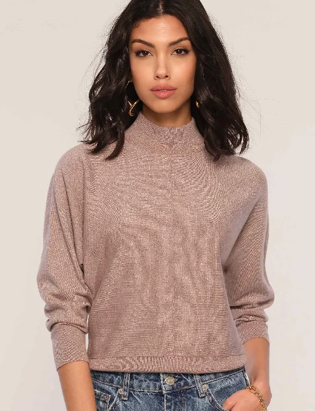 High - Low Hem Women's Cashmere - Blended Sweaterseartha sweater