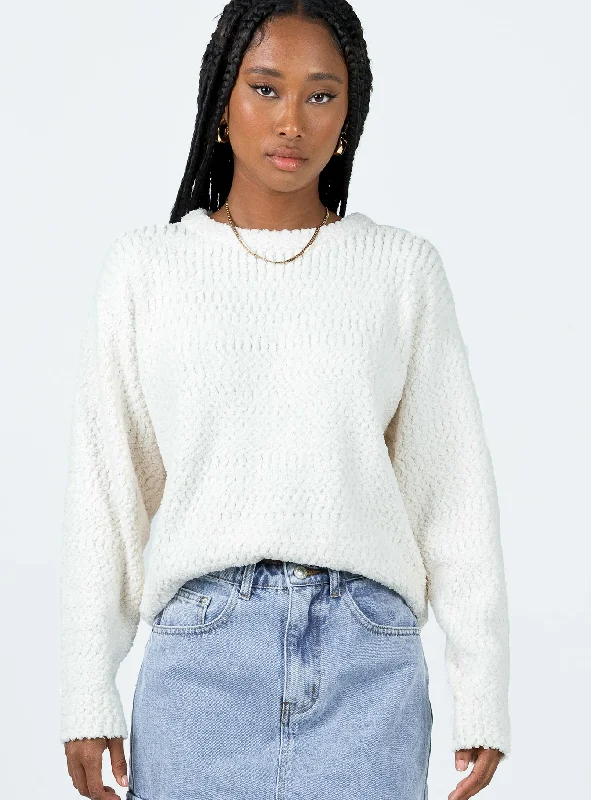 High - Low Hem Women's Cashmere - Blended SweatersHighview Boucle Sweater White