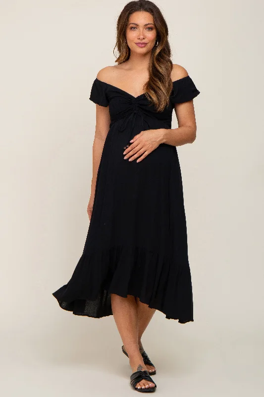 Long - Sleeve Women Dress in Velvet for a Luxurious Winter LookBlack Smocked Ruched Ruffle Hem Maternity Maxi Dress