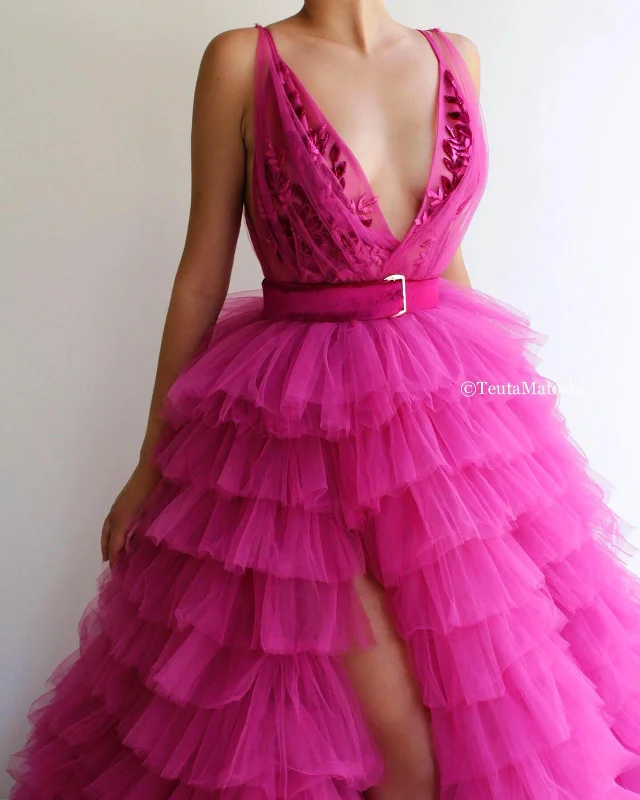 Mermaid - Style Women Dress with a Fitted Silhouette for Special OccasionsMagenta Cusp Gown