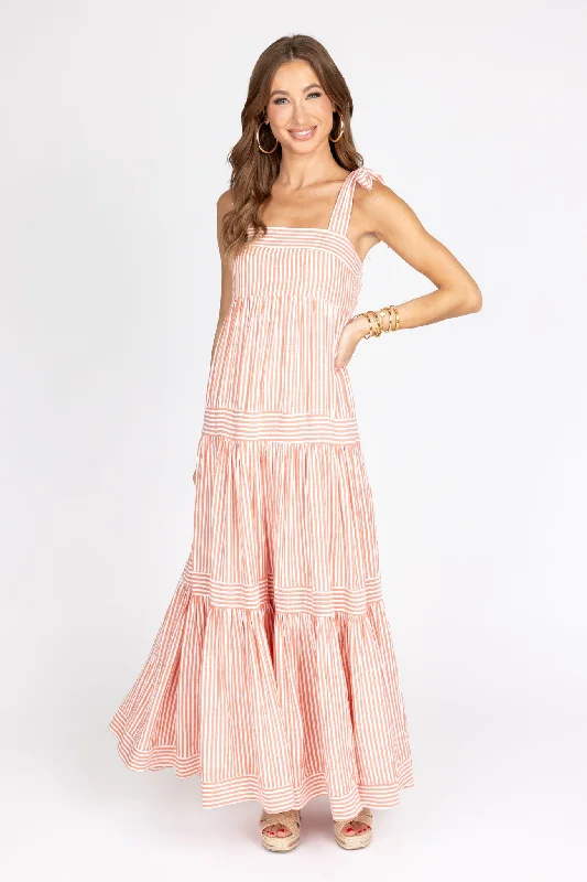 Maxi Women Dress with Floral Print for a Bohemian VibeNellie Dress- Coral