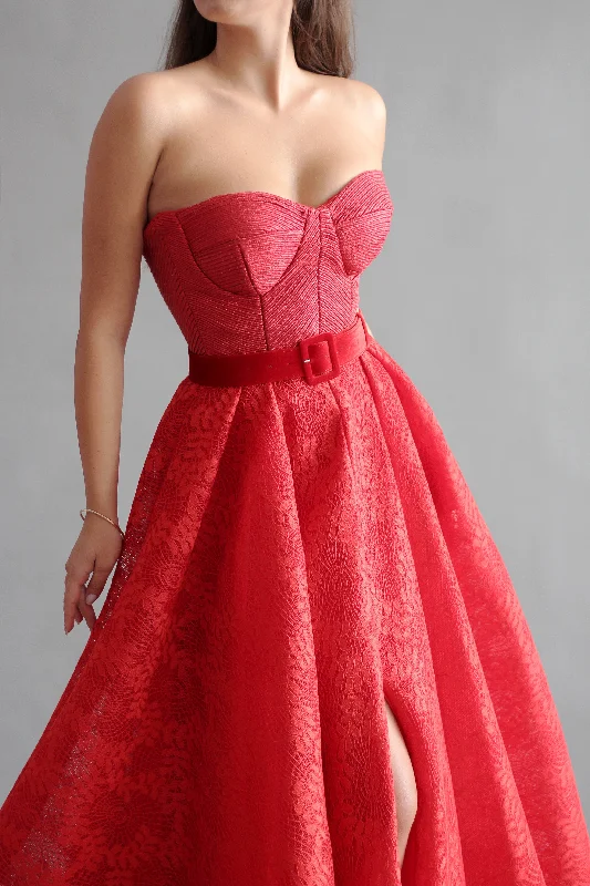 Lace - Embellished Women Dress for an Elegant and Sophisticated AppearanceRuby Desire Gown