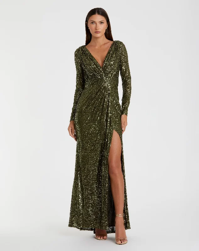 Sheath Women Dress with a Tailored Fit for a Professional LookGreen Sequined Long Sleeve Gown