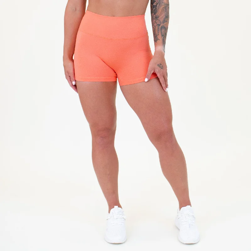 Twill Women Shorts with a Smooth Texture and DurabilityAscend Short 3.25" - No Front Seam - Higher Rise