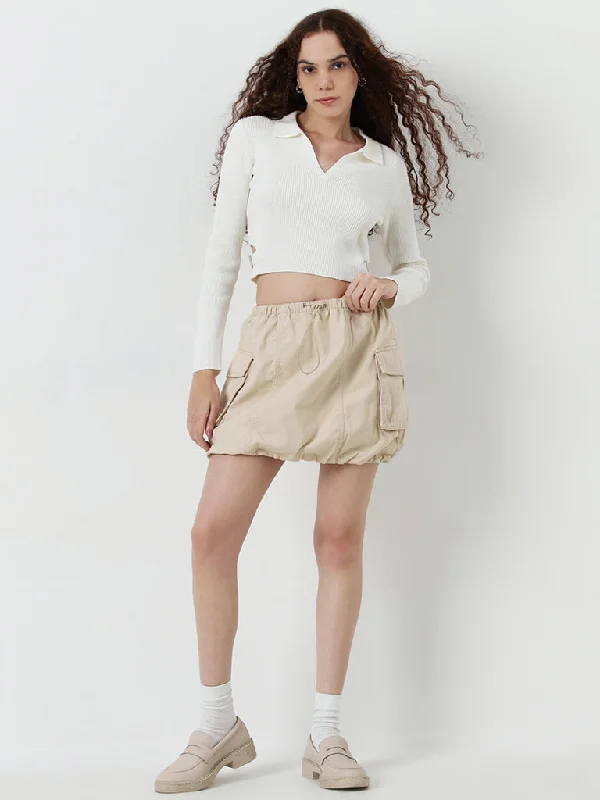 Jeanette Women Shorts with a Soft and Comfortable FeelNuon Beige Cargo-Style Mid-Rise Cotton Skirt